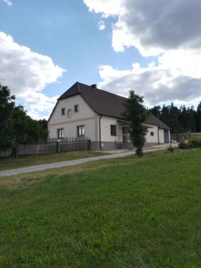 Chalupa u lesa - Nova Ves, Český Rudolec